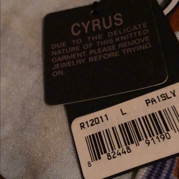 CURUS V NECK GEOMETRIC PRINT SWEATER - Picture 4 of 8